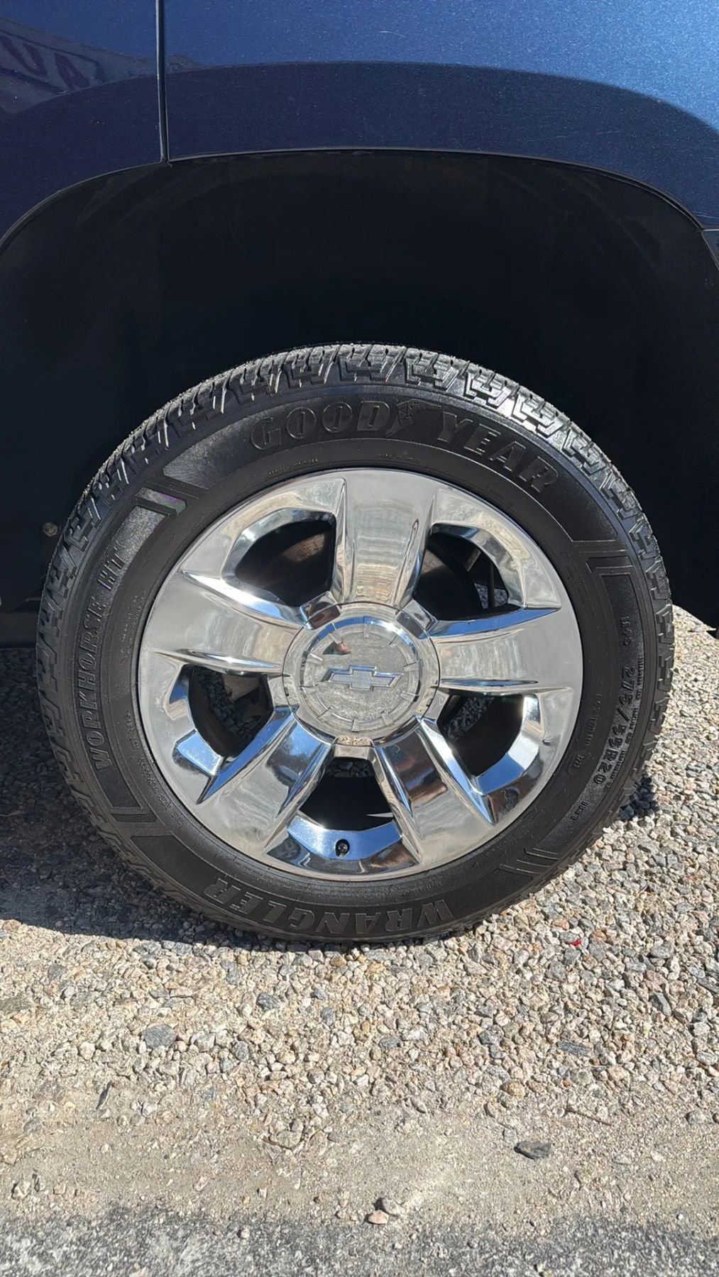 Used 2019 Chevrolet Tahoe LT w/ LT Signature Package AWD/4WD image 39