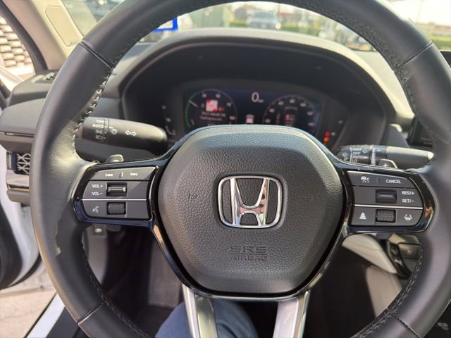 Used 2024 Honda Accord Touring image 7