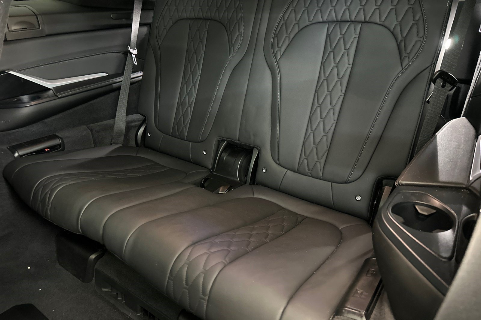 Certified 2025 BMW X7 M60i AWD/4WD image 34