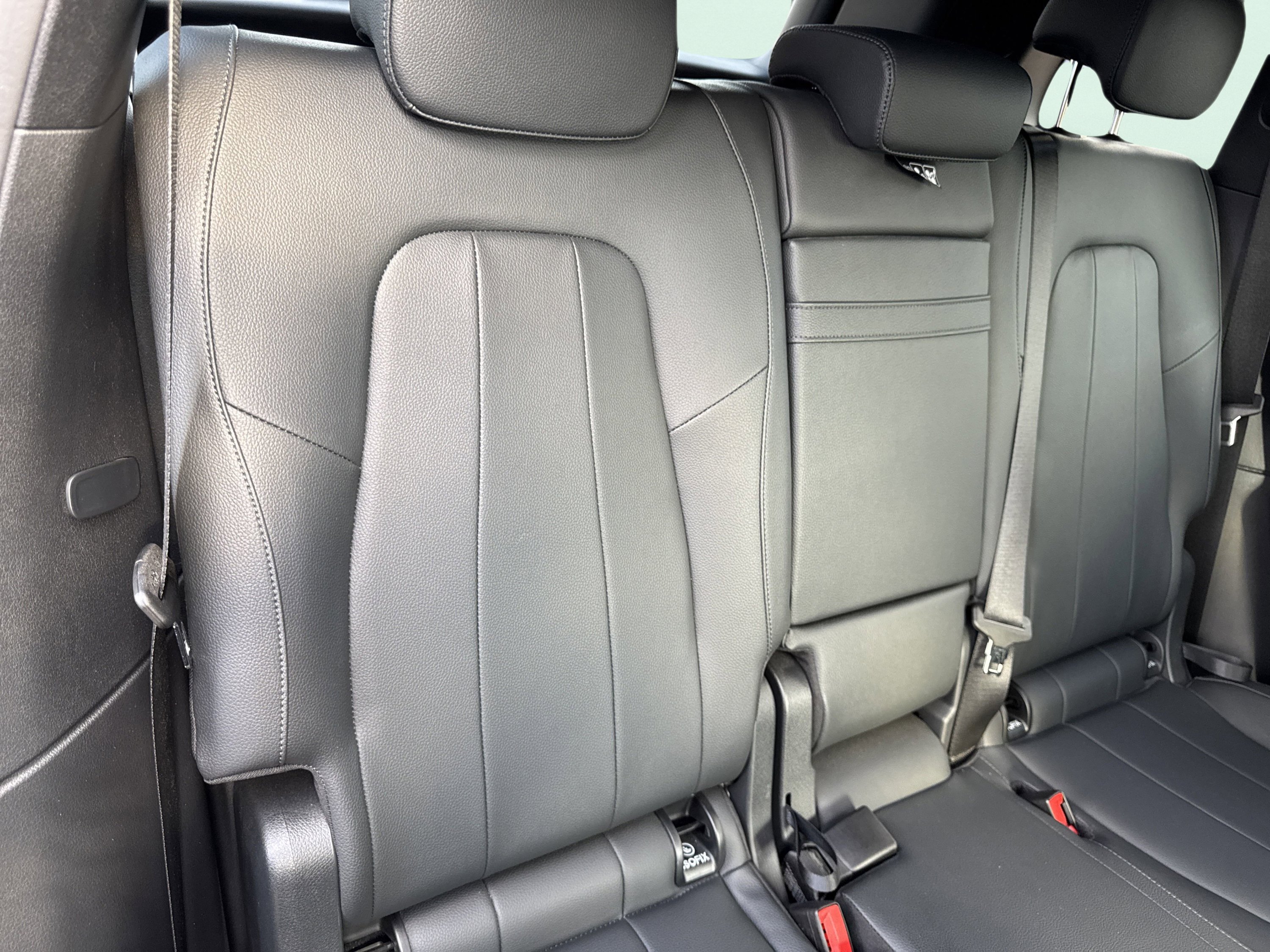 Used 2023 Mercedes-Benz EQB 350 4MATIC SUV w/ Exclusive Package image 46