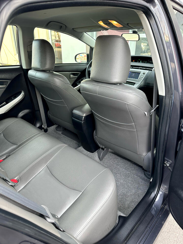Used 2014 Toyota Prius Prime Plug-In Hybrid image 8