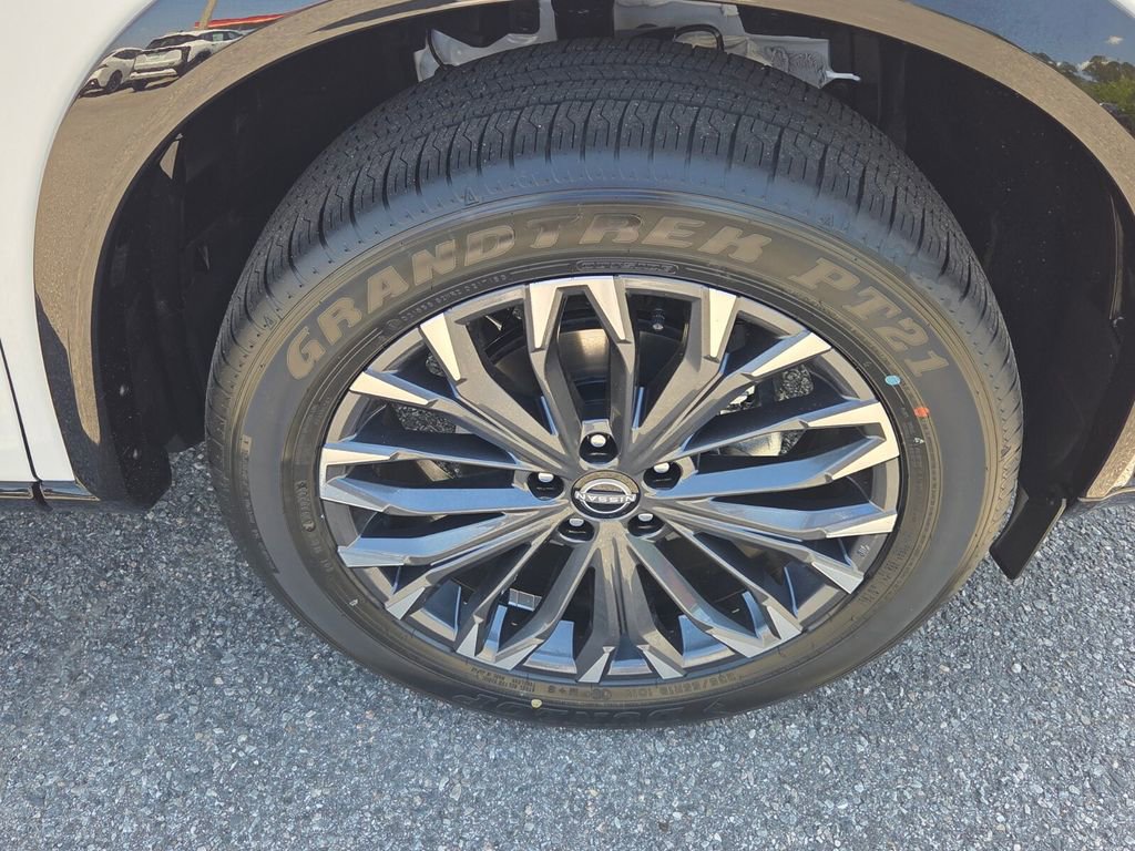 New 2026 Nissan Rogue Platinum image 14