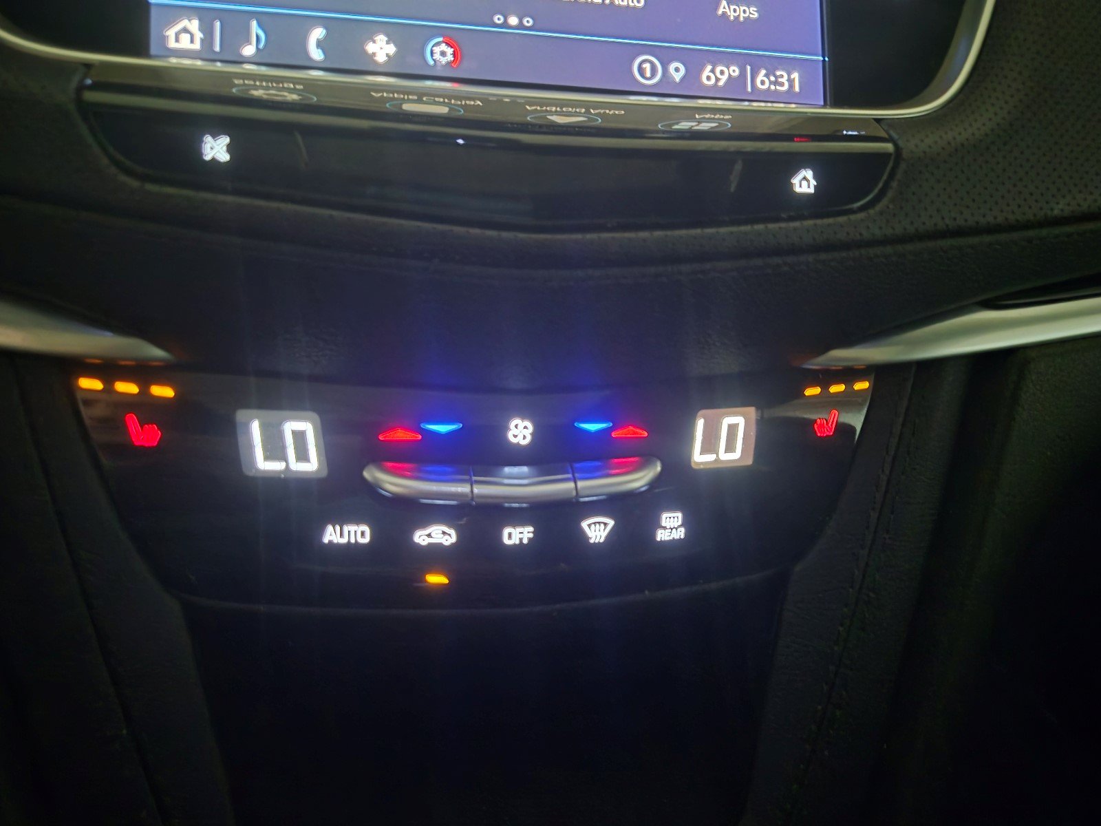 Certified 2024 Cadillac XT6 Luxury AWD/4WD image 19