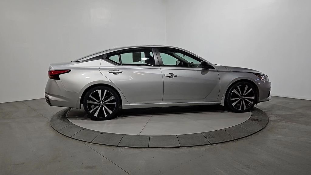 Used 2021 Nissan Altima 2.0 SR image 7