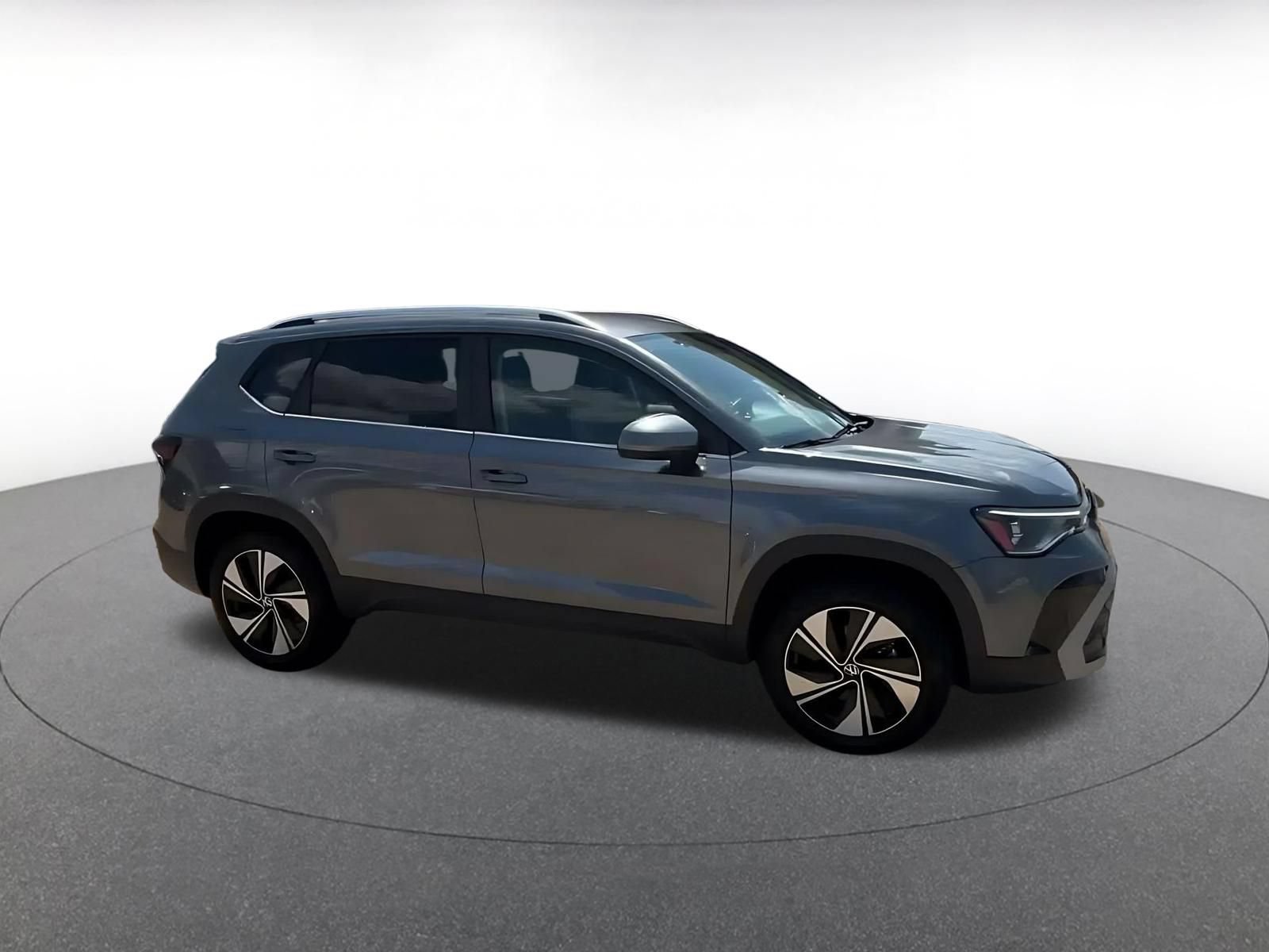 Used 2026 Volkswagen Taos SE AWD/4WD video 2
