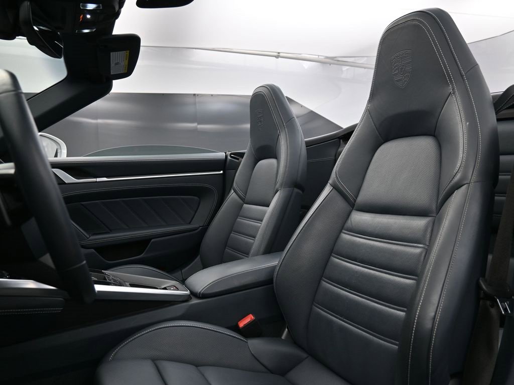 Used 2022 Porsche 911 Turbo S image 5