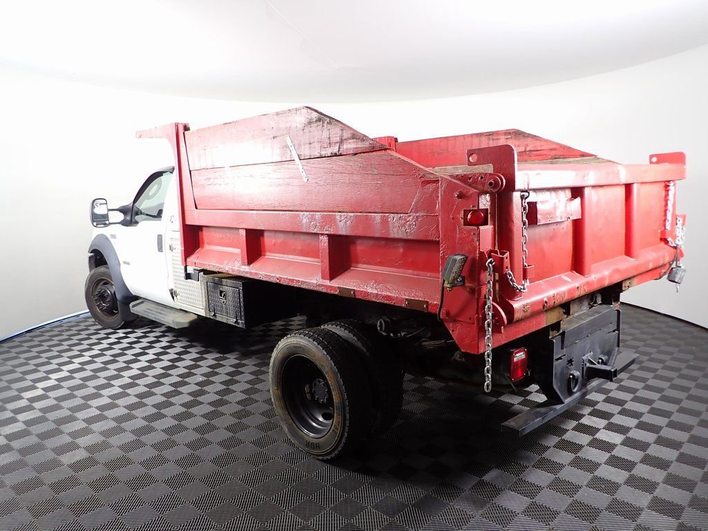 Used 2007 Ford F550 2WD Regular Cab Super Duty image 9
