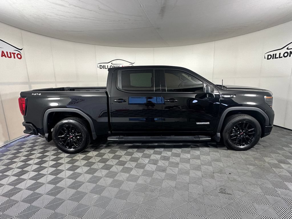 Used 2024 GMC Sierra 1500 Elevation w/ LPO, Elevation Black Package AWD/4WD image 8