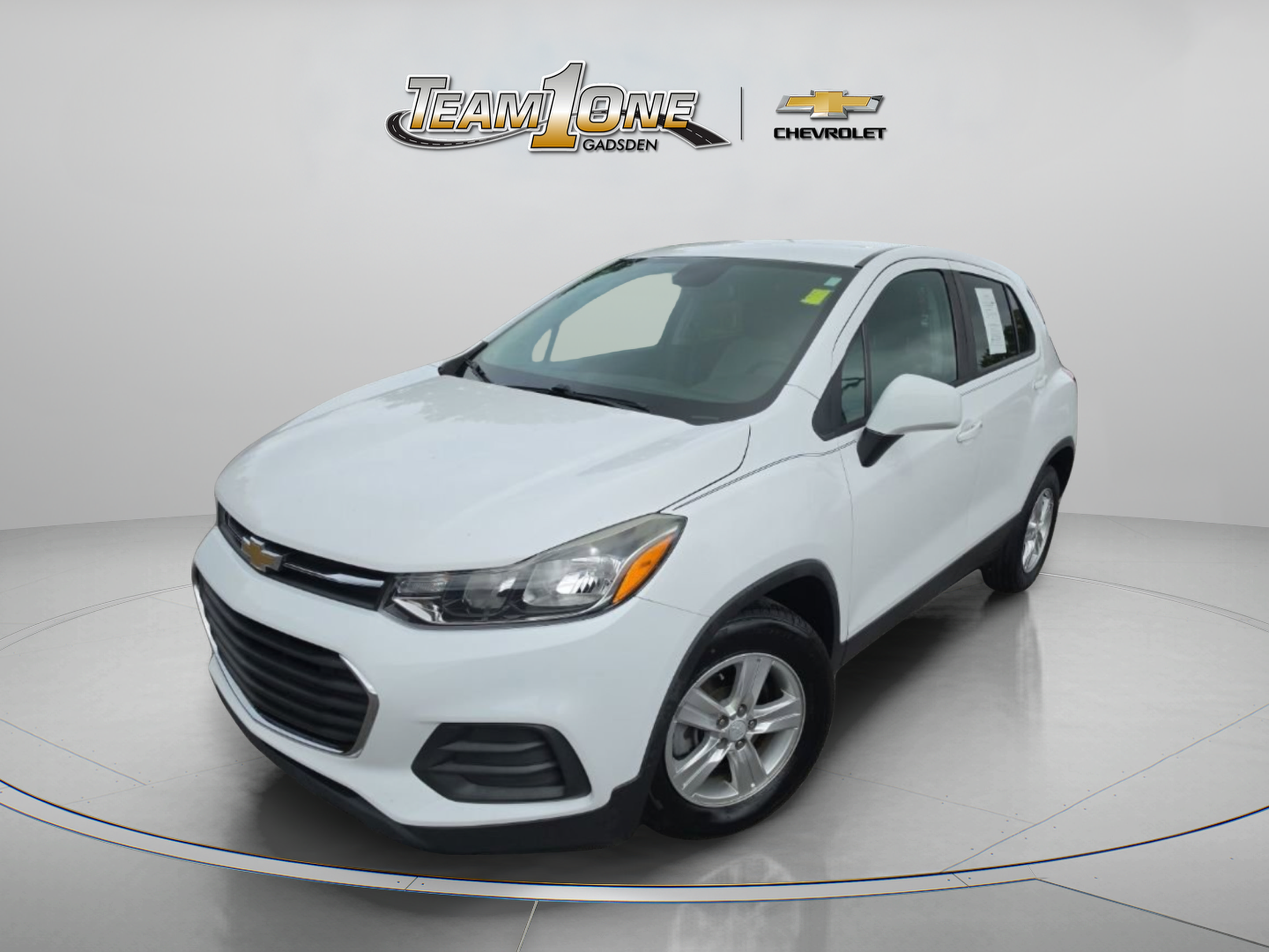 Used 2020 Chevrolet Trax LS w/ Tint and Cruise Package FWD image 4