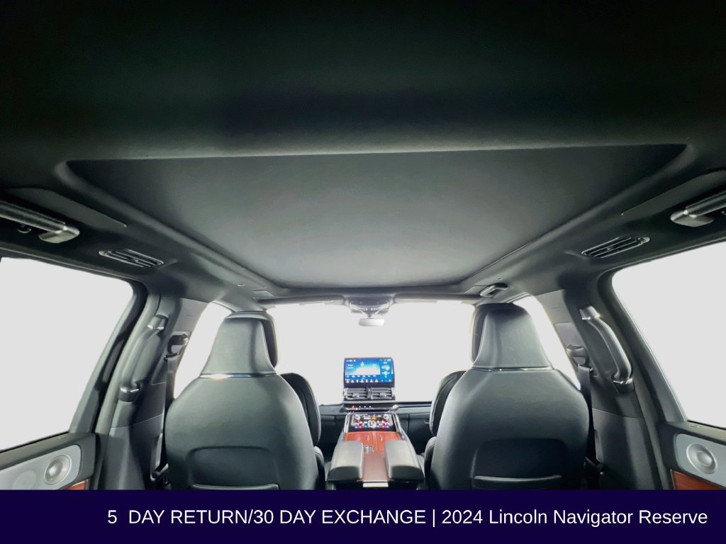 Used 2024 Lincoln Navigator Reserve AWD/4WD image 41