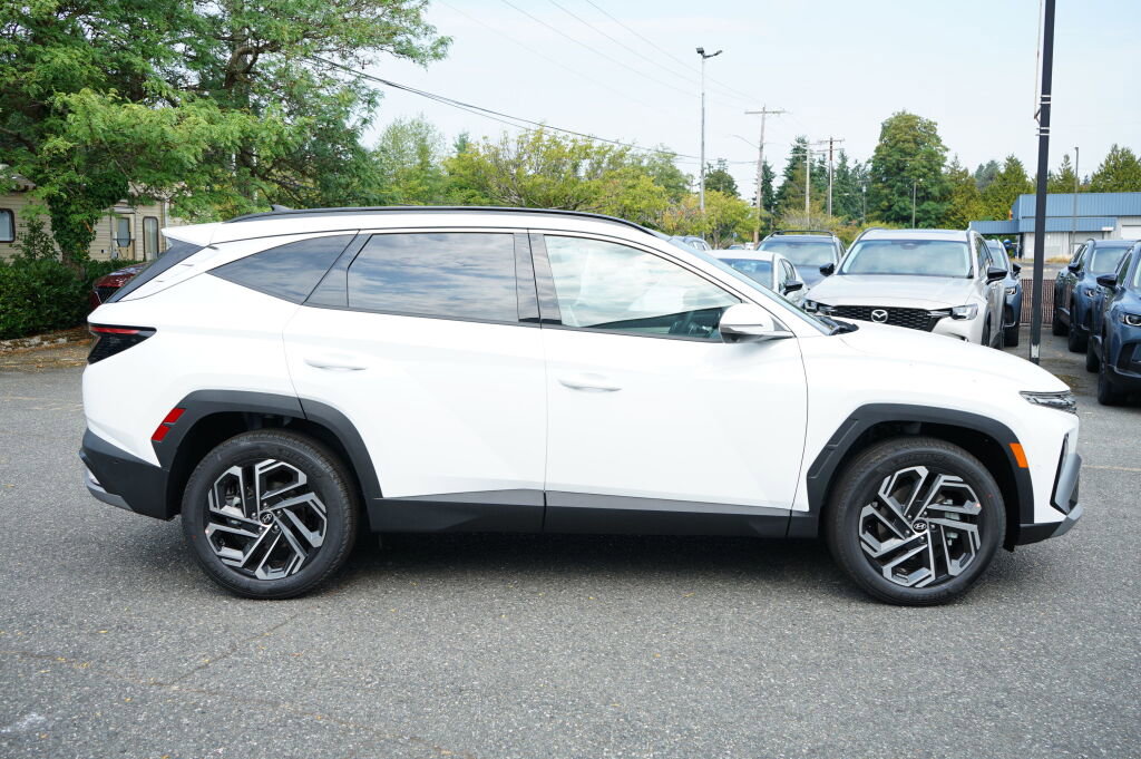 New 2025 Hyundai Tucson Limited image 4