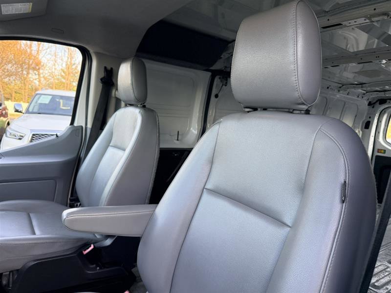 Used 2017 Ford Transit 250 148 Low Roof RWD image 17