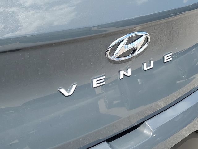 New 2026 Hyundai Venue SEL FWD image 7