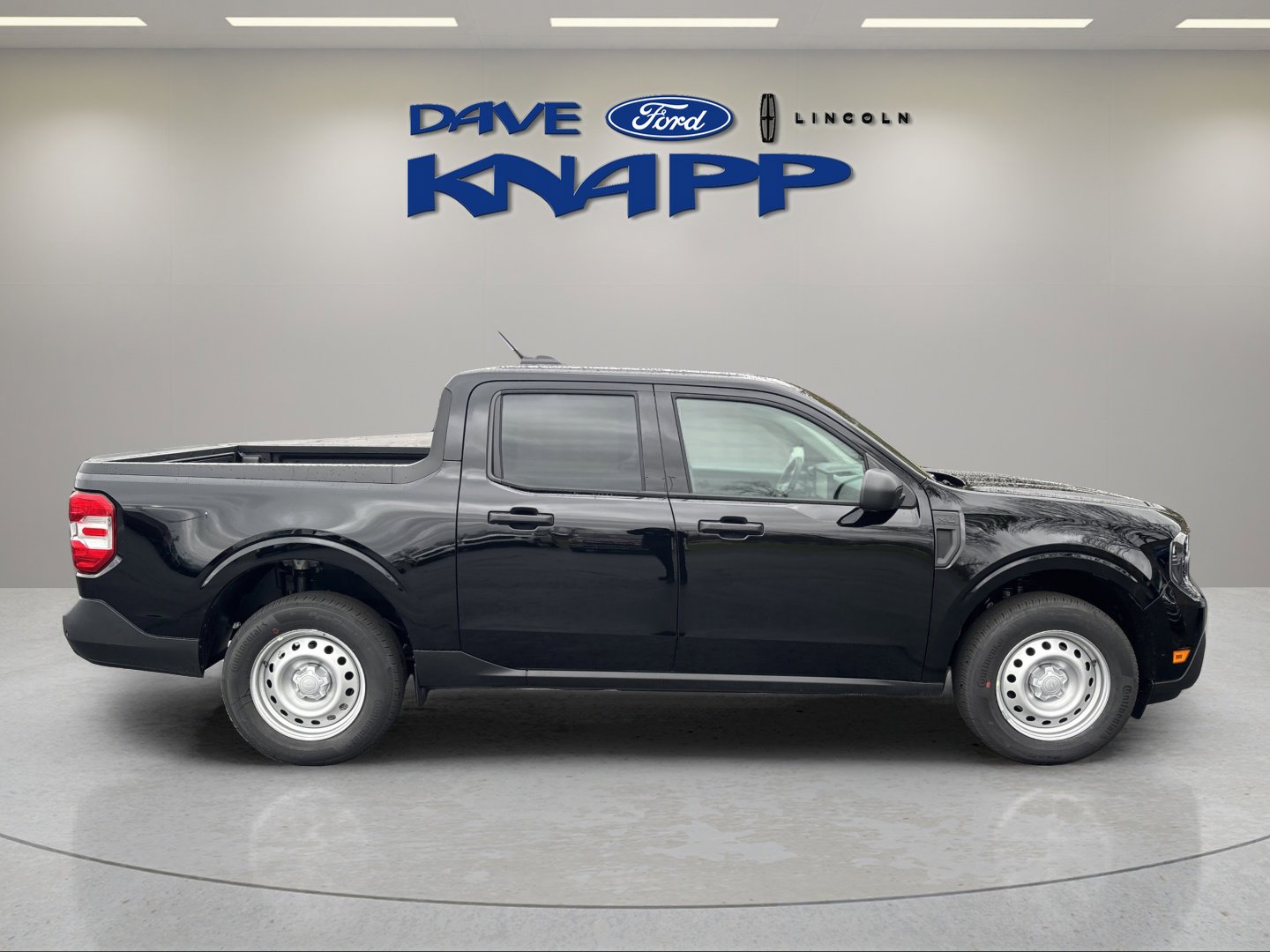 New 2025 Ford Maverick XL w/ Equipment Group 101A AWD/4WD image 10