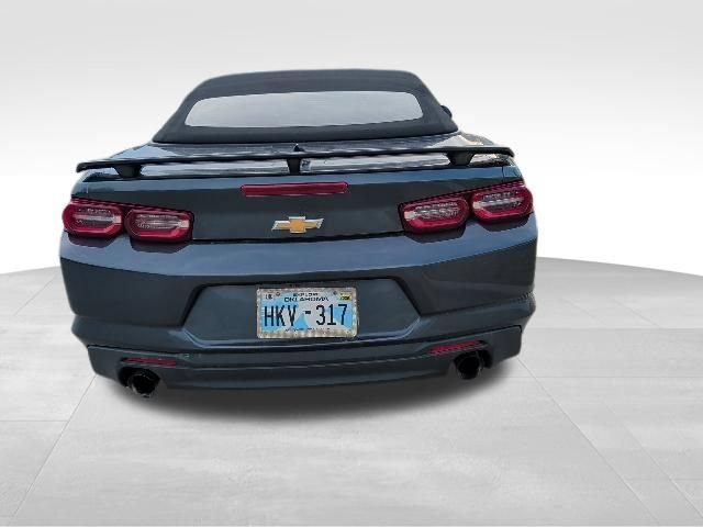 Used 2021 Chevrolet Camaro LT RWD image 4