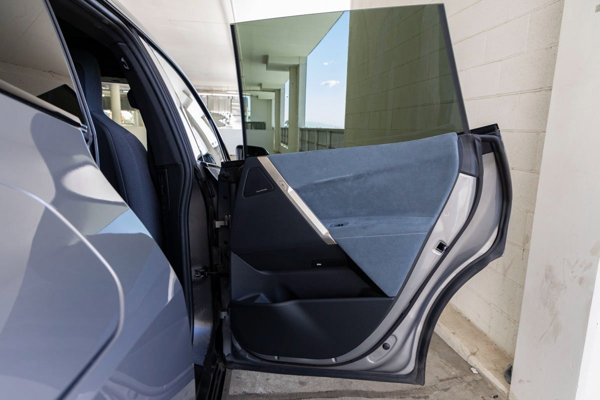 Certified 2023 BMW iX xDrive50 w/ Premium Package image 25