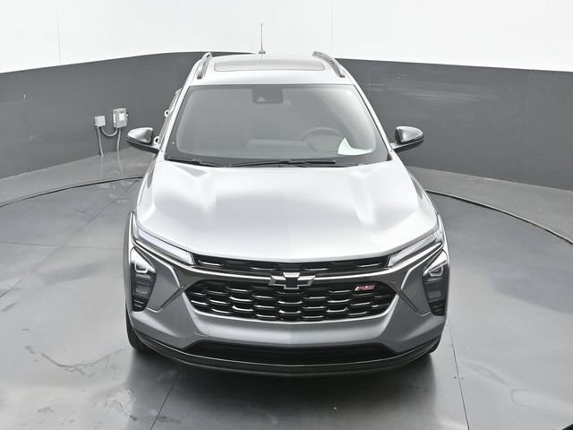 Used 2026 Chevrolet Trax RS w/ Sunroof Package FWD image 29