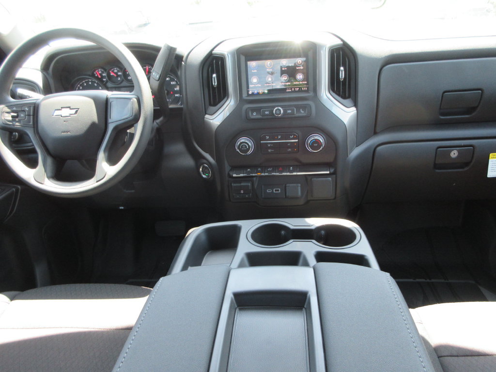 New 2026 Chevrolet Silverado 1500 Custom w/ Turbomax Blackout Package AWD/4WD image 16