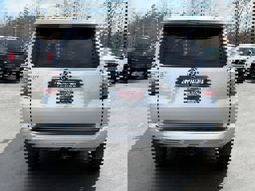 Used 2024 Toyota 4Runner TRD Off-Road Premium image 28