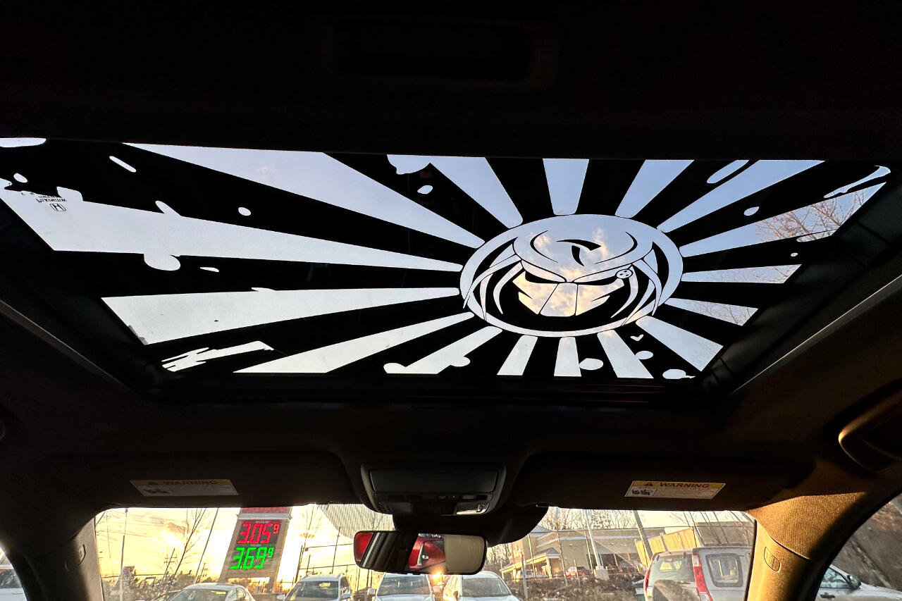 Used 2018 Honda Accord Touring image 24