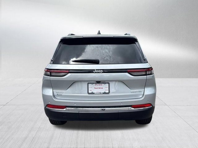 Used 2025 Jeep Grand Cherokee Limited AWD/4WD image 7