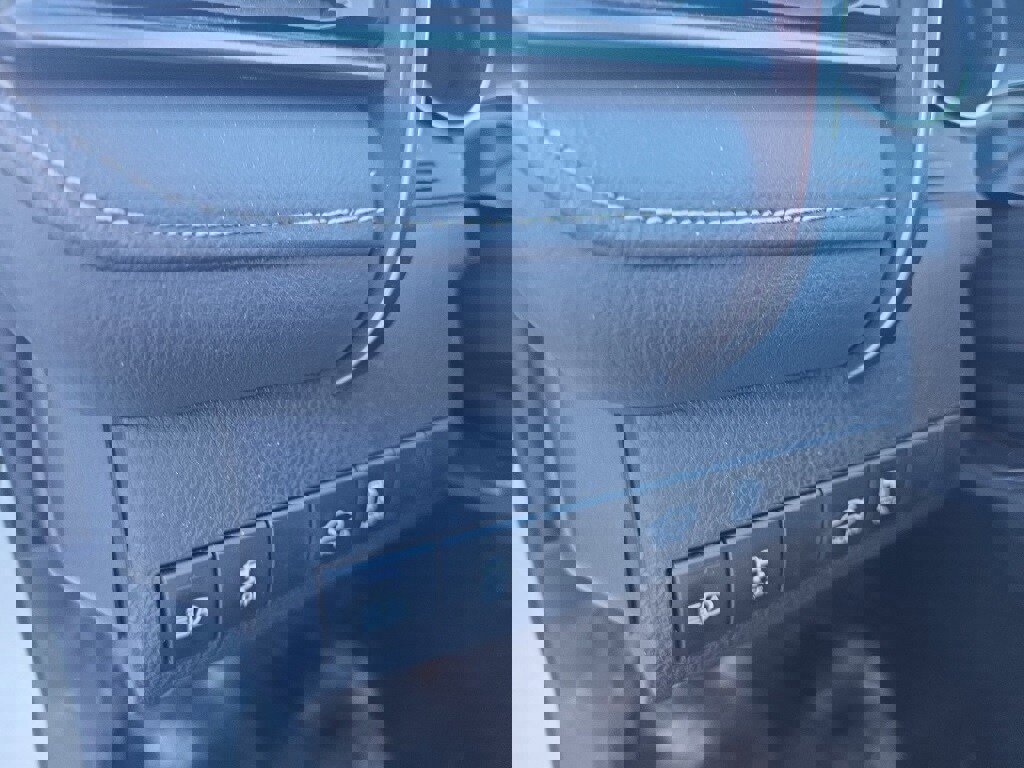 Used 2024 Toyota Camry SE image 16