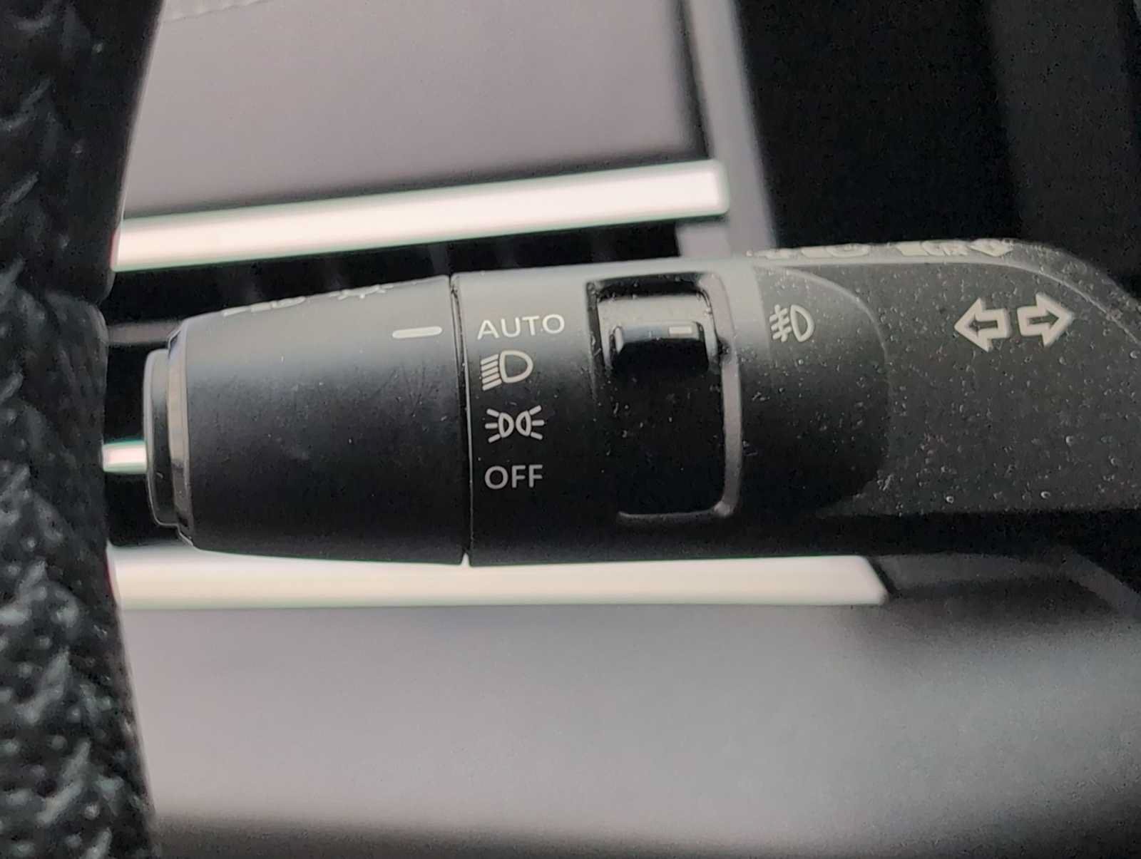 Used 2024 Mitsubishi Outlander SE AWD/4WD image 26