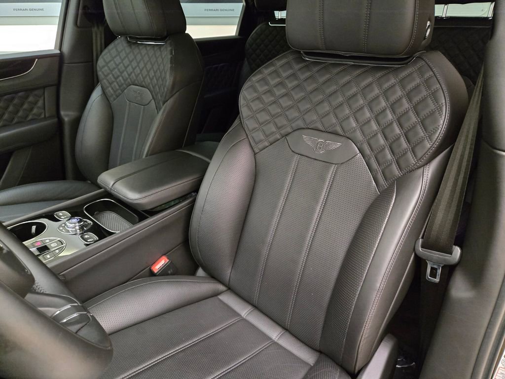 Used 2021 Bentley Bentayga Speed image 30