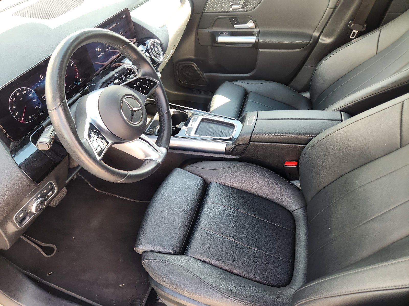 Used 2025 Mercedes-Benz GLA 250 image 13