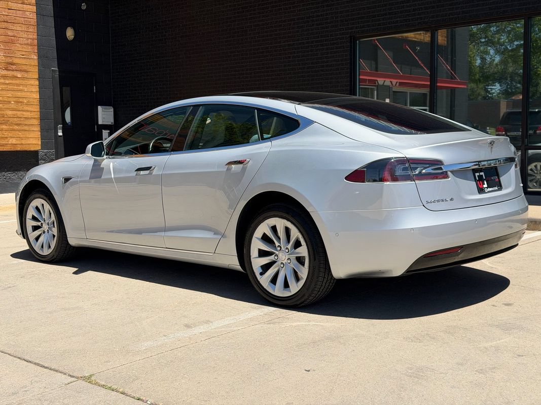 Used 2016 Tesla Model S 90D AWD/4WD image 3