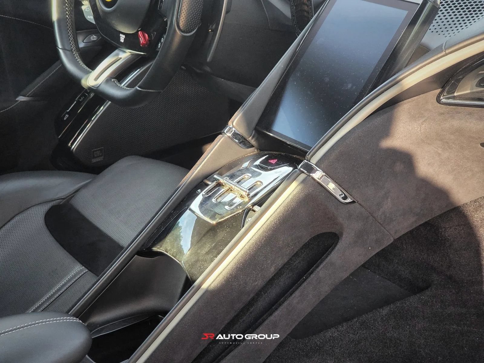 Used 2021 Ferrari Roma RWD image 22
