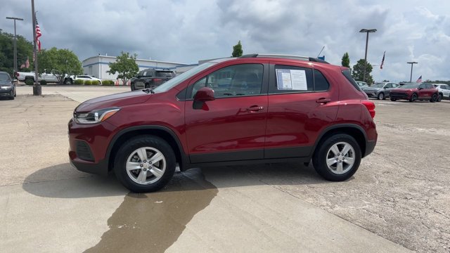 Used 2022 Chevrolet Trax LT w/ Driver Confidence Package AWD/4WD image 5