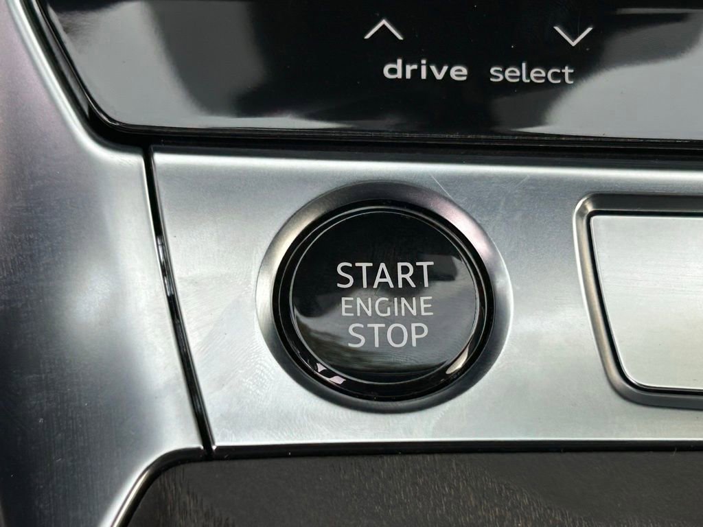 Used 2022 Audi A6 Premium Plus w/ Premium Plus Package image 49