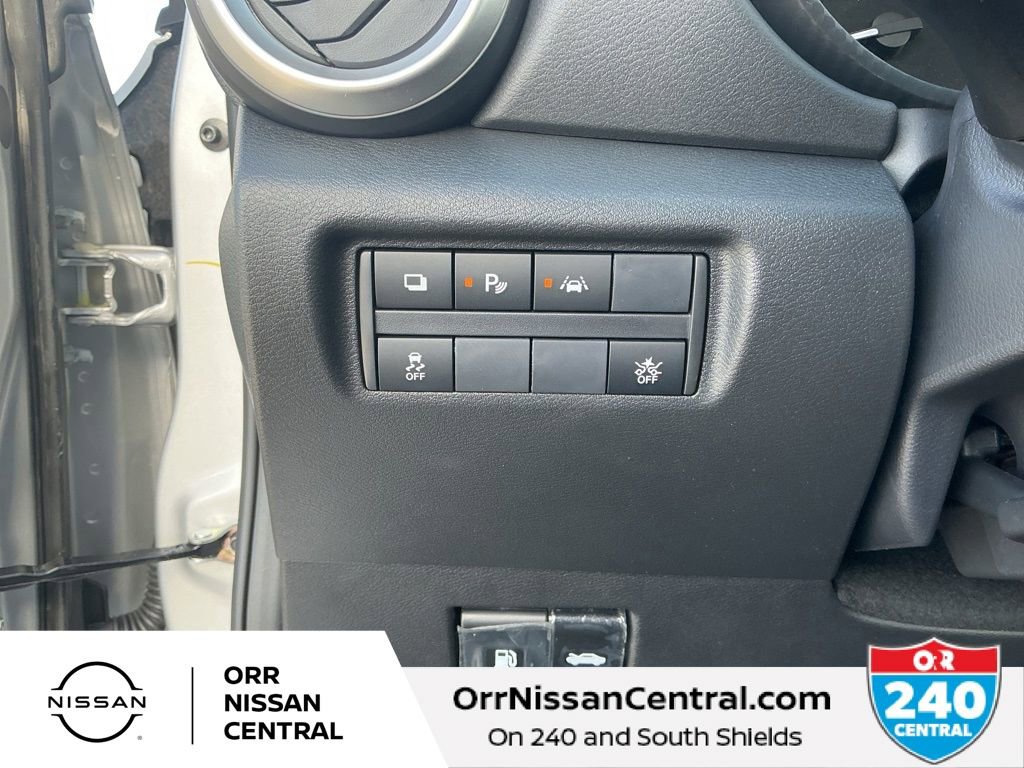 New 2025 Nissan Versa S w/ Trunk Package image 18