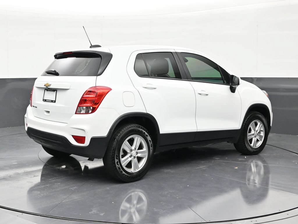 Used 2021 Chevrolet Trax LS AWD/4WD image 5