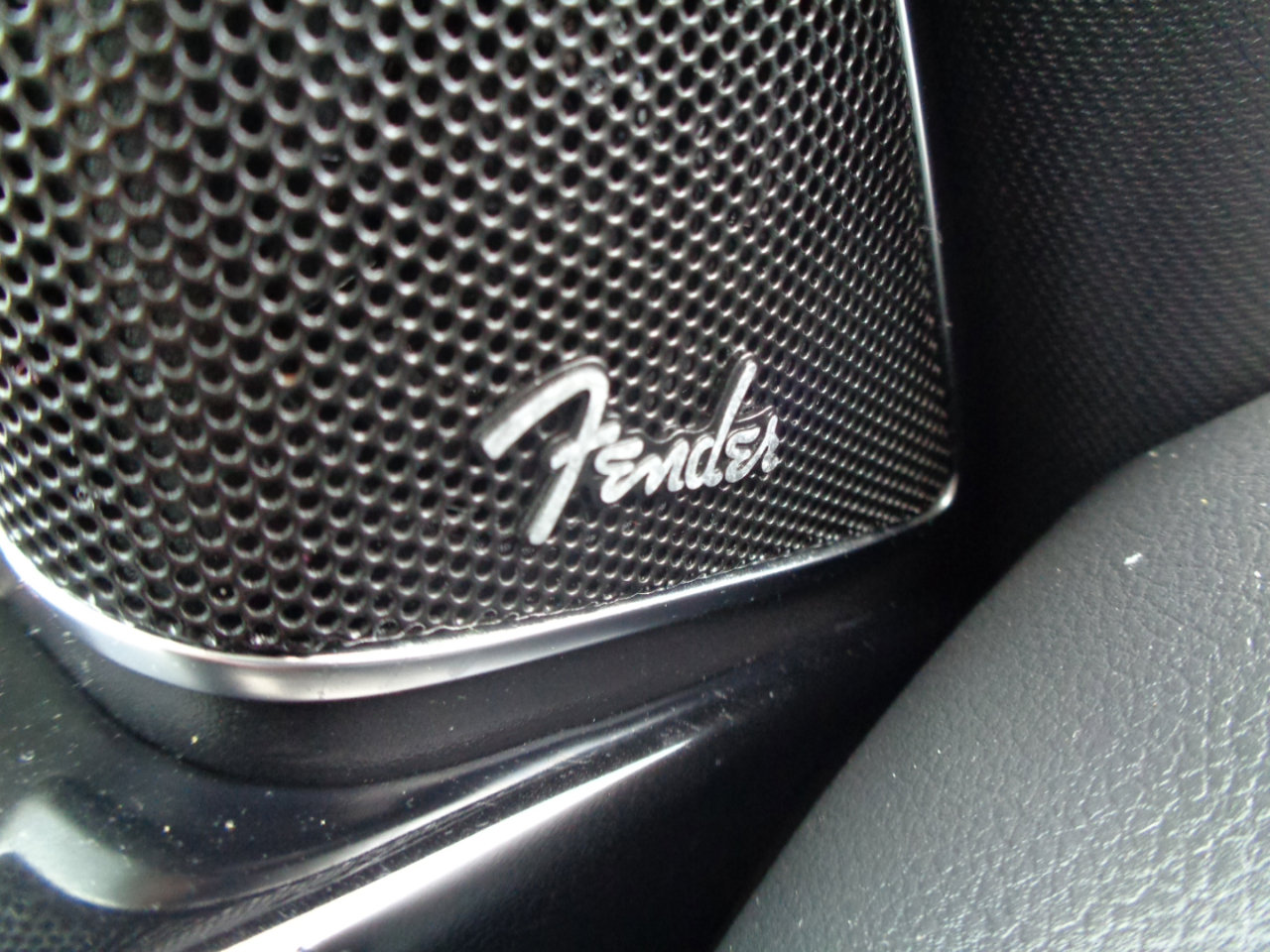 Used 2012 Volkswagen Beetle 2.0T image 32