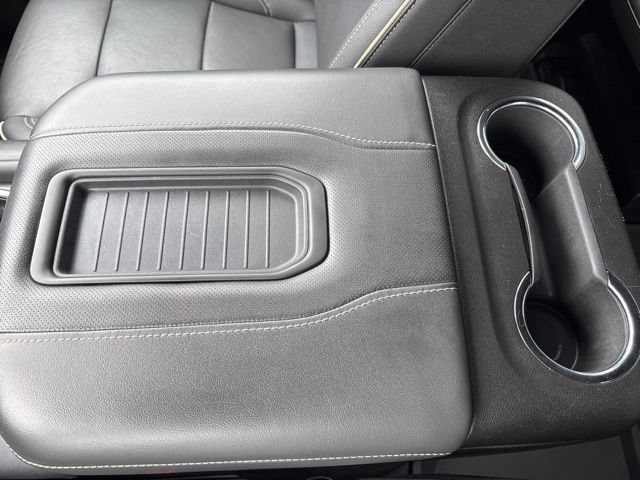 Used 2023 Chevrolet Tahoe Premier AWD/4WD image 30
