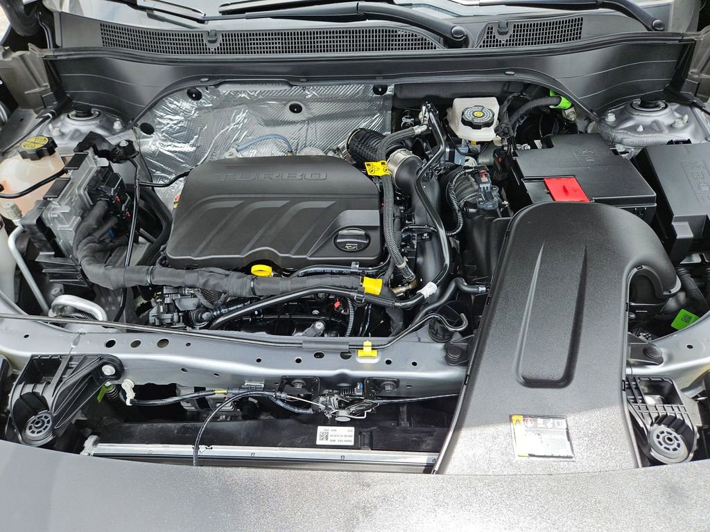 Used 2025 Chevrolet Trax LT w/ LT Convenience Package FWD image 28