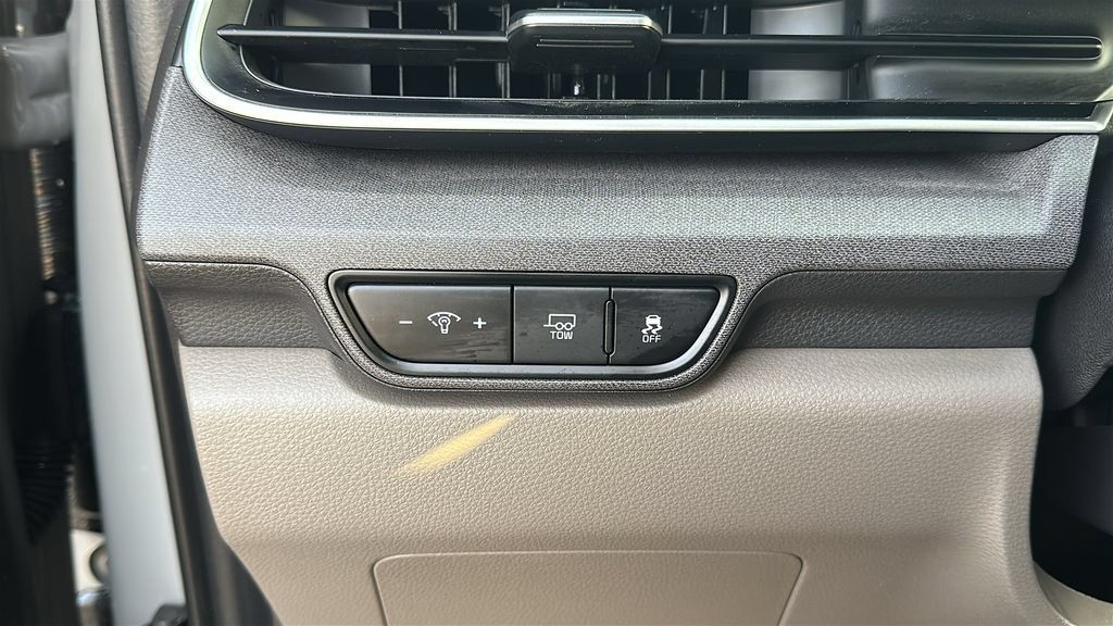 Used 2026 Kia Carnival EX FWD image 20