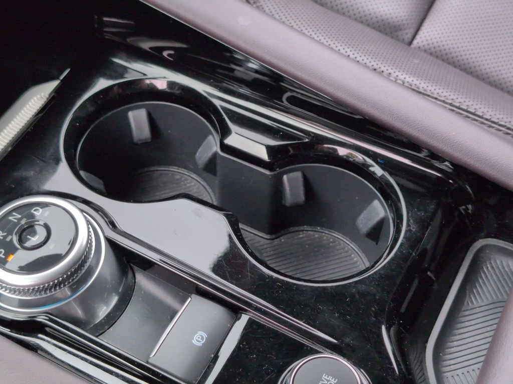 Used 2025 Ford Explorer Platinum w/ LUX Leather Package image 24