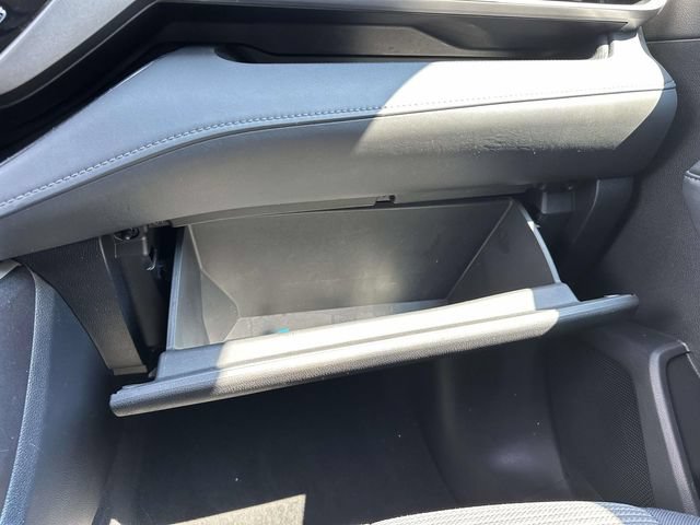 Used 2023 Toyota Highlander LE FWD image 41