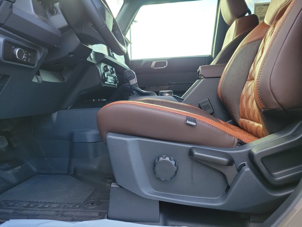 New 2025 Ford Bronco Badlands AWD/4WD image 17