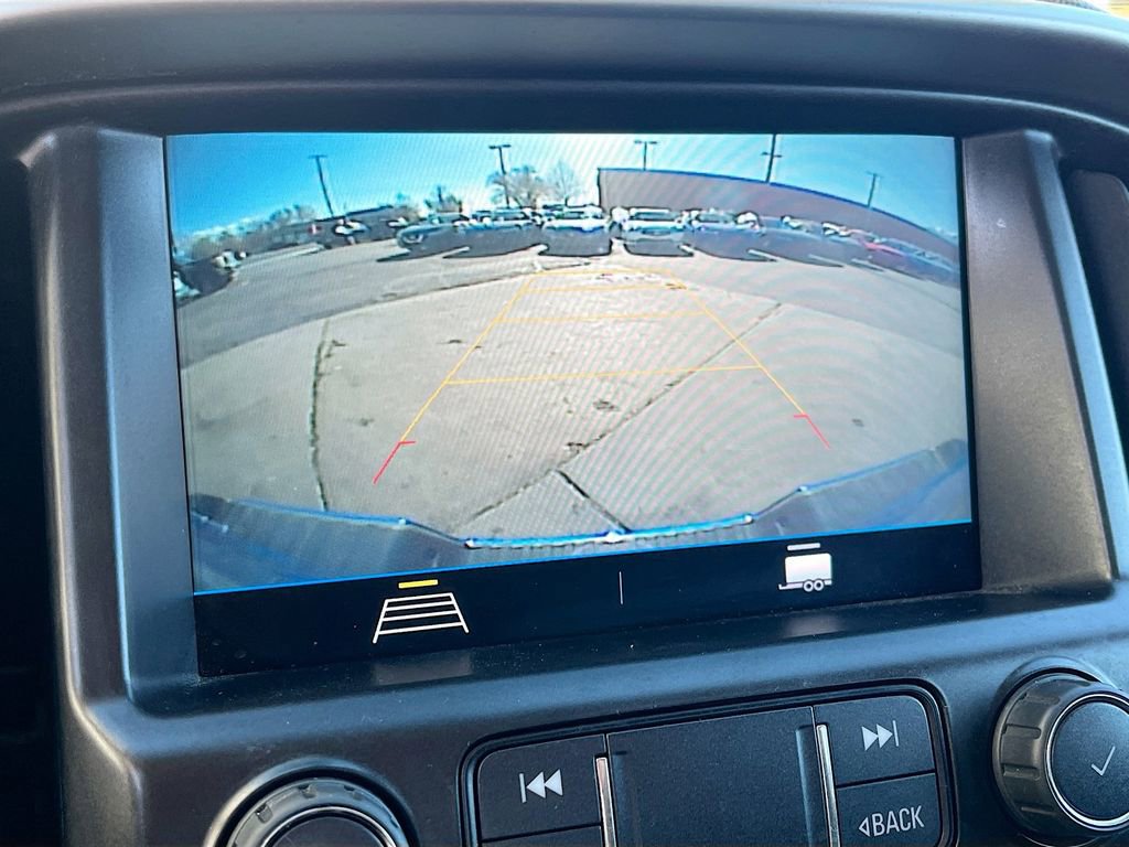 Used 2022 Chevrolet Colorado LT image 13