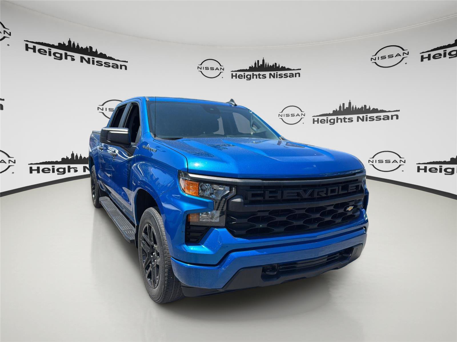 Used 2023 Chevrolet Silverado 1500 Custom AWD/4WD image 10
