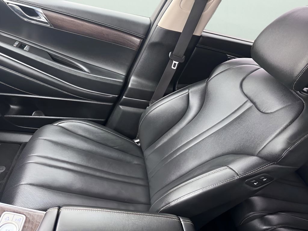 Used 2024 Genesis GV80 2.5T image 29