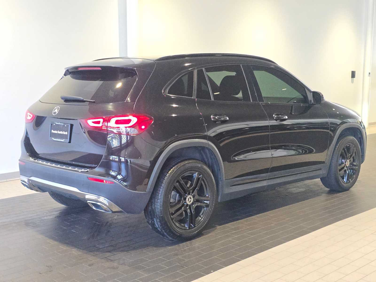 Used 2021 Mercedes-Benz GLA 250 4MATIC image 7