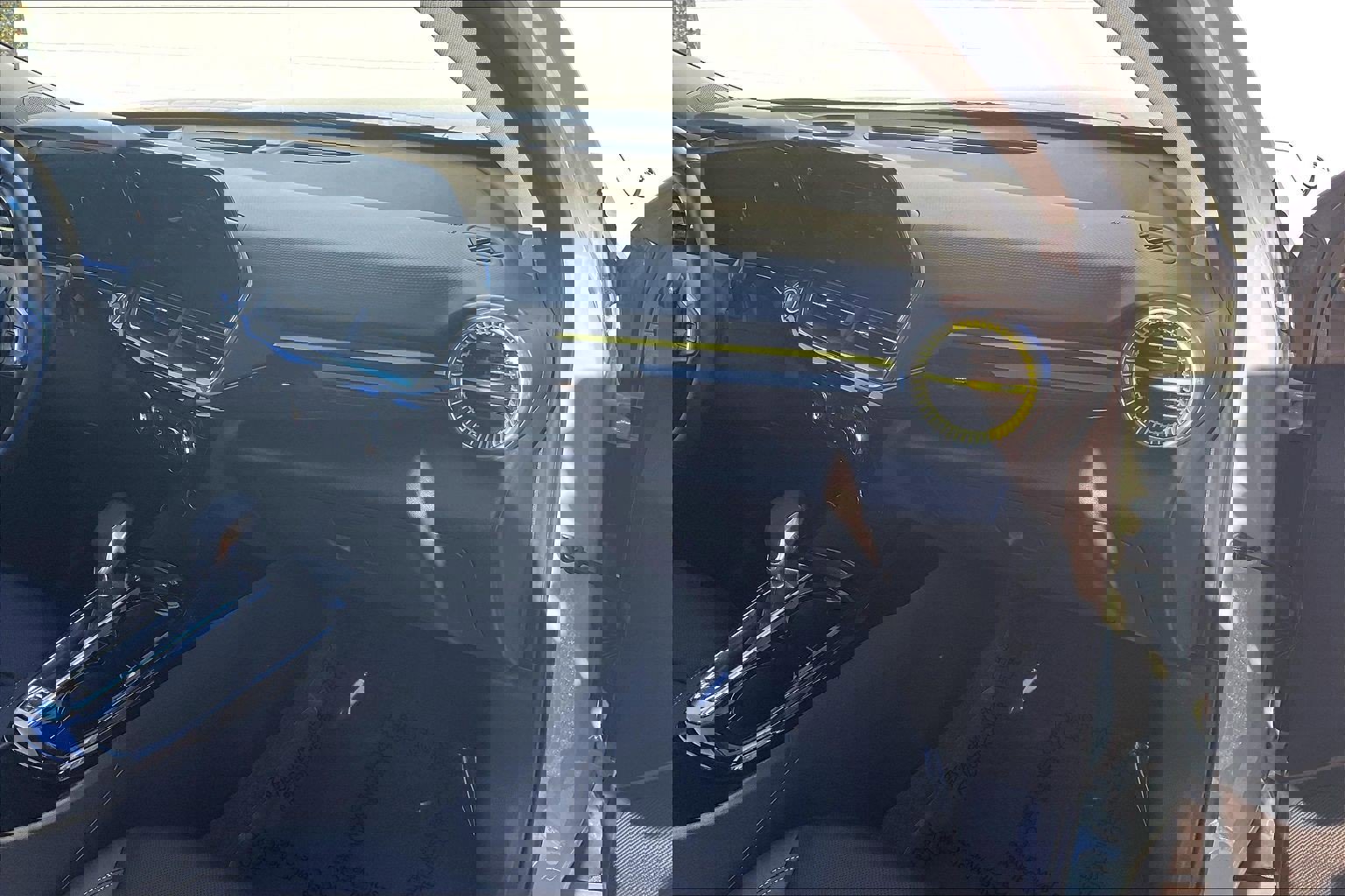 Used 2025 Chevrolet Trax ACTIV image 21