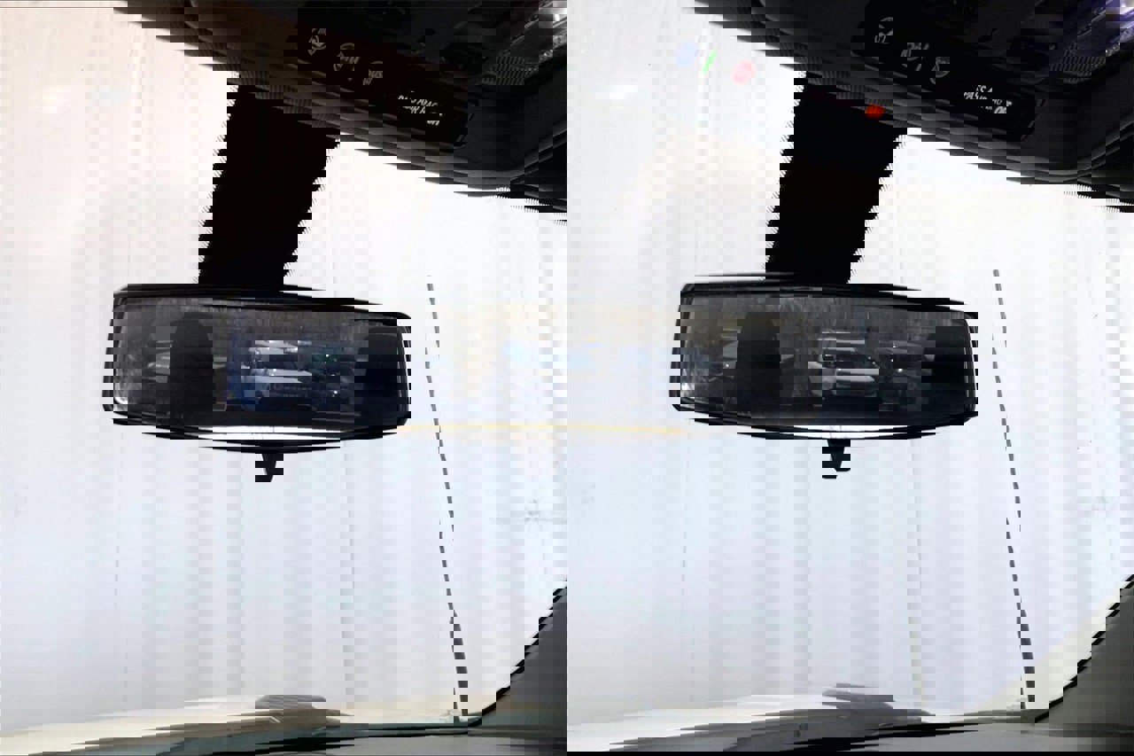 Used 2023 Chevrolet Silverado 2500 LT w/ Snow Plow Prep/Camper Package image 17