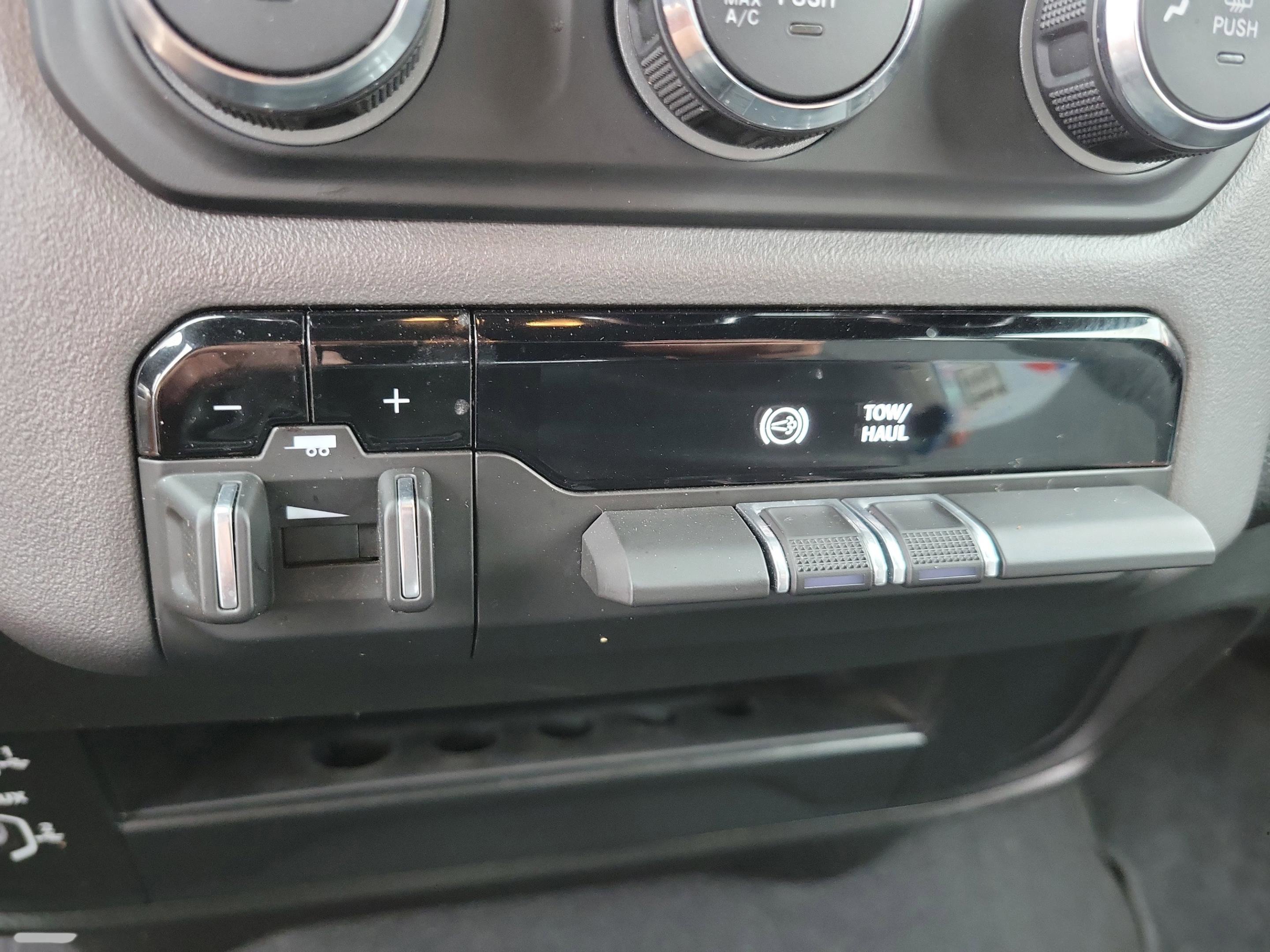 Used 2024 RAM 2500 Big Horn image 29