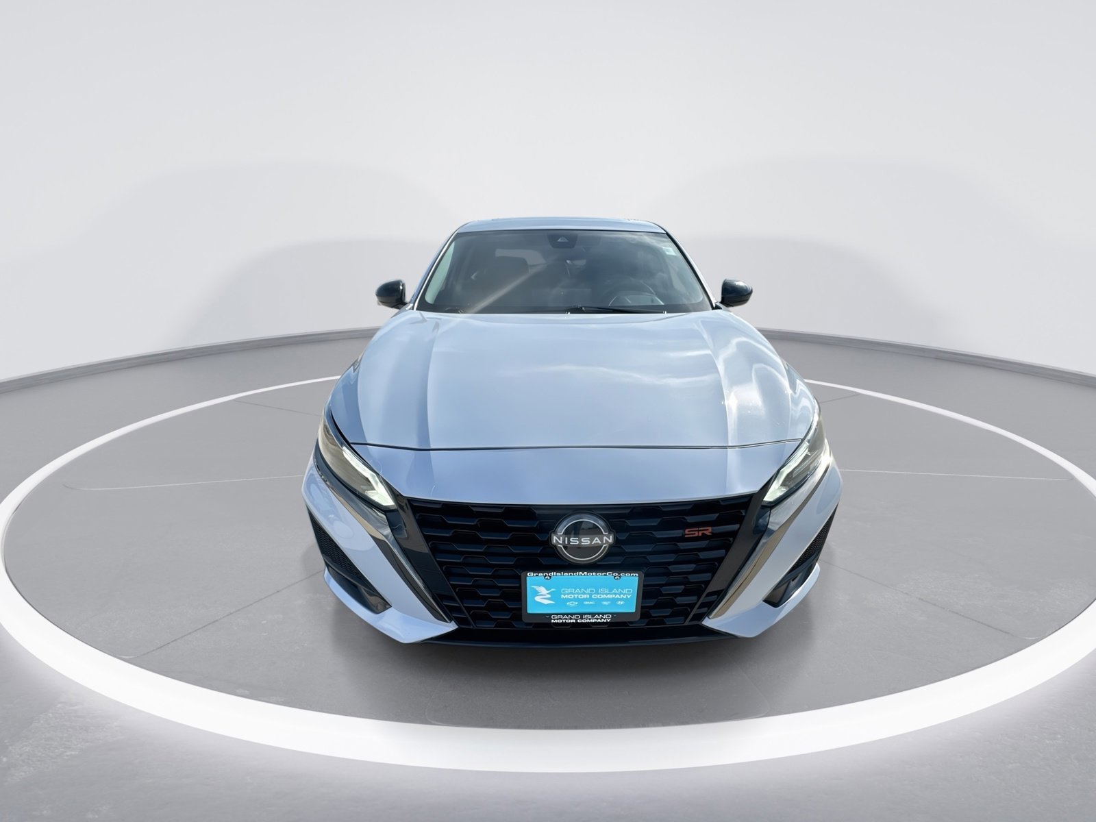 Used 2023 Nissan Altima 2.5 SR w/ SR Premium Package image 3